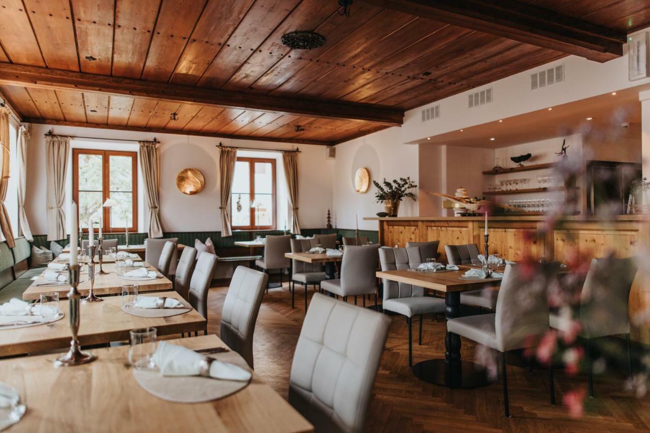 Angermuehle Landgasthof Altenmarkt an der Alz Екстериор снимка